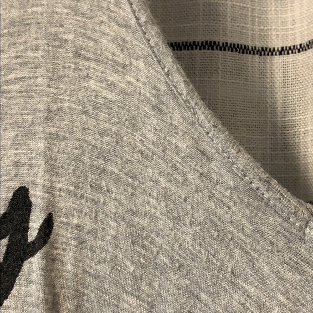 Graphic Tank - Picture 4 of 5